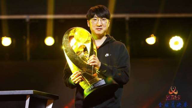 去成就自我 去成就自我