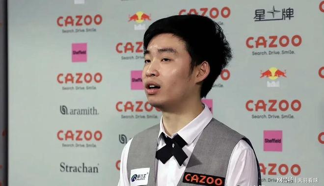 场上努力拼 场上努力拼