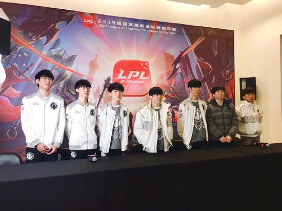 球员表现分 球员表现分