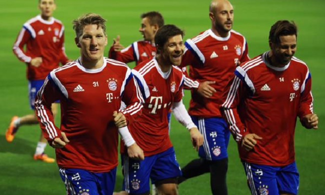 两地球迷心 两地球迷心